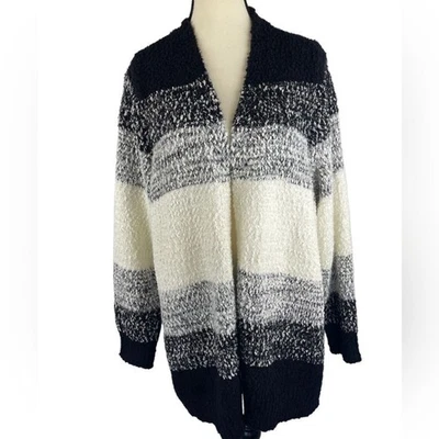 Cárdigan de punto suave delantero abierto color bloque Lane Bryant talla 22/24 negro/gris/blanco Foto 1 de 4