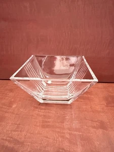 Tiffany & Co Metropolis Jewelry Bowl - Picture 1 of 2