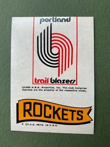 Tarjeta adhesiva 1973-74 Topps NBA - Portland Trail Blazers Houston Rockets - Imagen 1 de 4