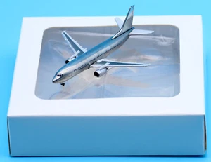 JC Wings 1:400 BK2012 Blank Polish Boeing B737-300 Diecast Aircraft Jet Model - Picture 1 of 12
