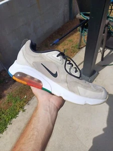 Airmax200 - Picture 1 of 3