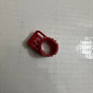 Plastic Beyblade Old Generation Disassembly Key Red EUC - Picture 1 of 4