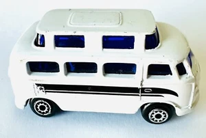 2000 Maisto Motor Works Limited Edition 112 VW Champer Volkswagen Camper White - Picture 1 of 5