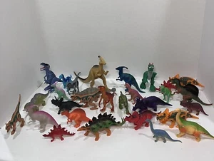 Lot of 29 Various Plastic Dinosaur Figures Unbranded - Picture 1 of 5