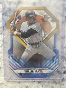 2022 TOPPS Series 1 Baseball Willie Mays Diamond Greats Die-Cut Foil # DGDC-25 - Picture 1 of 3