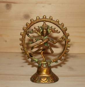 Vintage hand made brass Nataraja Dancing Shiva Hindu figurine - Picture 1 of 10