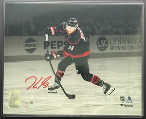 Jake Guentzel Carolina Hurricanes Signed 8x10 Black Jersey Spotlight Photo COA - Picture 1 of 2
