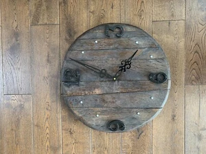 Solid Oak Barrel Lid Clock - Picture 1 of 1