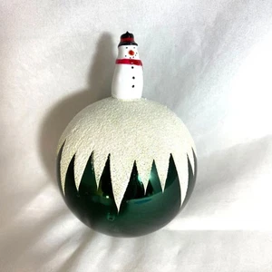 #8280 HANDBEMALTER GROSSER WEIHNACHTSSCHMUCK SCHNEEMANN GRÜN 3,25 - Bild 1 von 6
