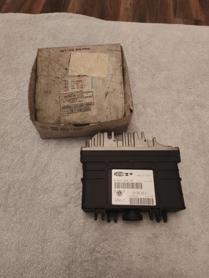 VW GOLF MK3 1.6 Engine Control Unit ECU 032906030K New In Box  - Image 1 of 4