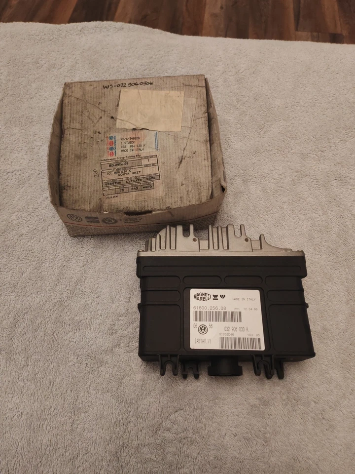 VW GOLF MK3 1.6 Engine Control Unit ECU 032906030K New In Box  - Image 1 of 4