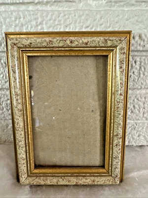 Marco de fotos jaspeado dorado ornamentado vintage único 4 x 6 Foto 1 de 4