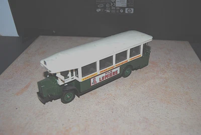 Autobus Parigino Renault TN6C - Immagine 1 di 3