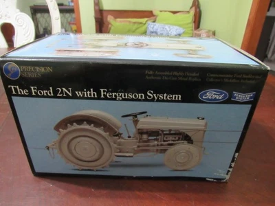 ERTL 1/16 PRECISON SERIES #2 FORD 2N W/FERGUSON SYSTEM ON STEEL - MISSING CRANK - Image 1 of 4