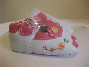 Mothercare Sweet Heart T-bar PinkBaby Girl MaryJane Shoes flowers euro 16,18,20 - Bild 1 von 3