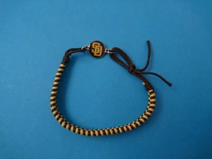 SAN DIEGO PADRES MLB SEIL ARMBAND MIT LOGO CHARM - "NEU & FABRIKVERSIEGELT" - Bild 1 von 4