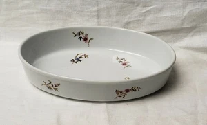 B.I.A. Cordon Bleu Porcelain Oval Casserole Dish 11"  - Picture 1 of 6