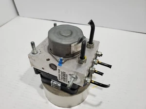 2013 - 2015 Subaru XV Crosstrek Impreza Anti-Lock Brake Pump ABS 2265106452 - Picture 1 of 15