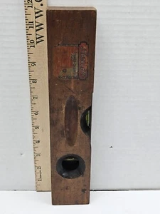 Vintage Stanley Tool 12 Inch Level No. 104 -  Genuine Cherry Wood - Picture 1 of 7