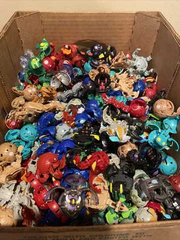Lot of 4 Random Bakugan Battle Brawler B1 B2 Great Stocking Stuffers! Random 4! Cover