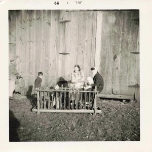VTG Photo Beautiful Women Mothers Children Baby Homemade Outdoor Wood Crib - Picture 1 of 2