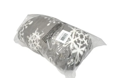 Gray Snowflake Fleece Throw Blanket Soft Plush Winter Fleece Cozy New 20" x 57" - Image 1 of 4