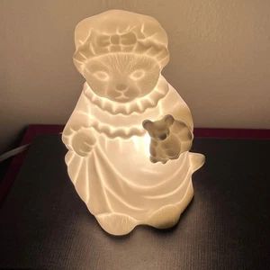 Schmid Kitty Cucumber White Vintage Cat Nightlight Granny Cottage Mood Lighting - Picture 1 of 8