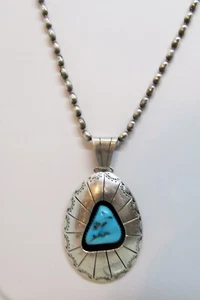 VINTAGE SOUTHWEST N A TURQUOISE SHADOWBOX PENDANT W/CHAIN STERLING - Picture 1 of 5