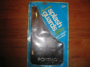 RARE THERMOFLEX BLACK PONTIAC SPLASH GUARDS F-500B G-P MFG CO ONE PAIR NEW - Picture 1 of 7