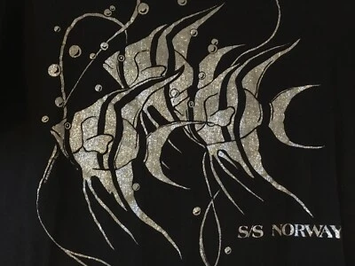 Camiseta Vintage Anos 90 SS Noruega Prata Glitter Peixe Metal Preto Sala do Trono Lobos - Imagem 1 de 4