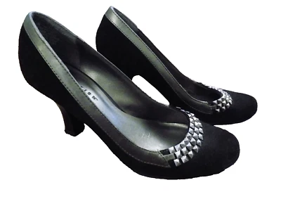 Kenneth Cole Reaction 3" Heel 7 Water Pyramid Silver Stud Pumps Black Faux Suede - Image 1 of 4