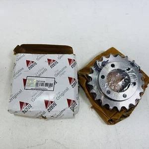 AGCO 700715106 / 21 Tooth Sprocket for MF 1843 N/S - Picture 1 of 5