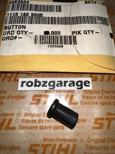 OEM STIHL THROTTLE LOCK 009 L 010 AVE 011 AVT 012 AV 015 030 031 032 070 090 B65 - Picture 1 of 5