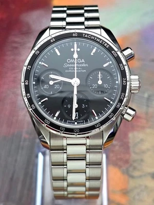 2022 MINT Omega Speedmaster 38mm Black Dial 324.30.38.50.01.001 Box & Papers - Image 1 of 4