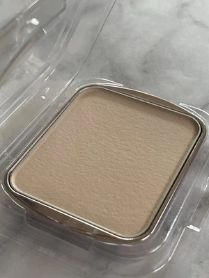 💠LA MER 01 Alabaster NACHFÜLLPACKUNG weicher Feuchtigkeitspuder Foundation LSF 30 KOSTENLOSER VERSAND - Bild 1 von 4