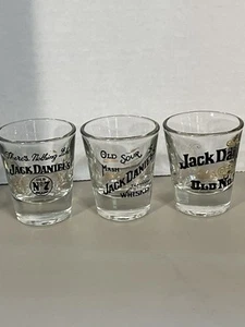 Juego de 3 vasos Jack Daniels Shot (antiguos nº 7 y puré agrio) - Imagen 1 de 6
