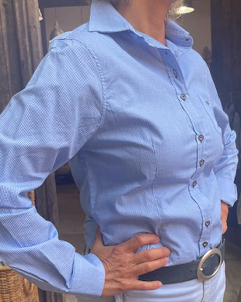 Trachtenbluse blau weiß kariert in Baumwolle von 36 - 50 Langarm Neu - Bild 1 von 4