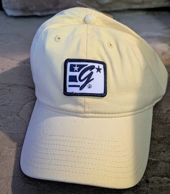 Parche con logotipo amarillo con etiquetas ajustables The Game Hat StrapBack  Foto 1 de 4