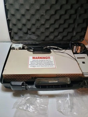 Dispositivo de cámara de encendido Intoxalock Interlock con estuche rígido Foto 1 de 4