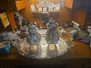 Sheridan versilberte Kaffee- und Teekanne mit Tablett - Bild 1 von 19