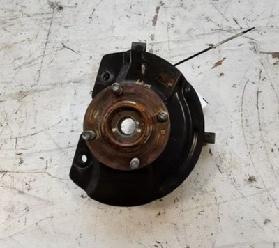 Conjunto de nudillo de husillo de conductor delantero izquierdo Mitsubishi Mirage 2014-2020 fabricante original Foto 1 de 4