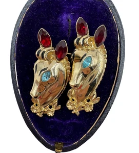 CORO DUETTE TWO HORSE HEAD OLD NEW VINTAGE BROOCH MAGNIFICENT RARE RUBY RED EARS - Picture 1 of 13