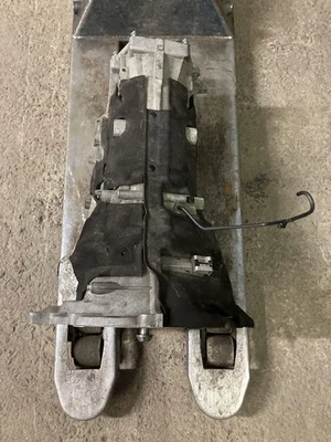 LAND ROVER RANGE ROVER VELAR L560 Getriebe H7A37000CE 2.00 Diesel 28419345 - Bild 1 von 4