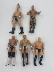 Lot of 5 Vintage WWE Action Figures - Picture 1 of 11