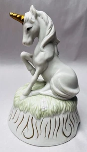 Figura de caballo unicornio fantasía porcelana flambro vintage cuerno de oro pintado a mano - Imagen 1 de 11