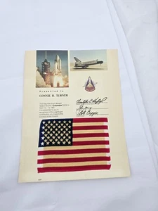 NASA Space Shuttle STS-1 bandiera sventolata primo volo Space Shuttle - Foto 1 di 6