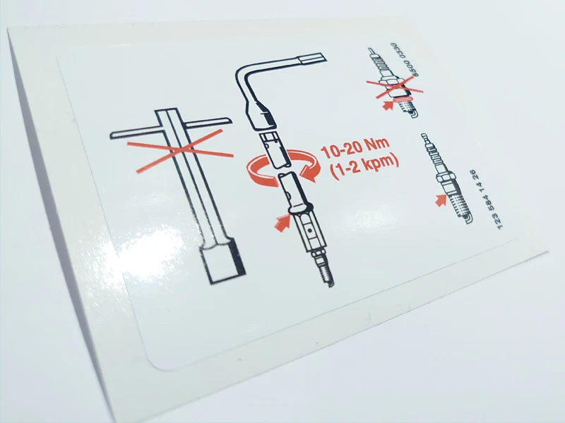 Pegatina mercedes sticker 1235841426 6500-0330 bujías spark-plug w123 w116