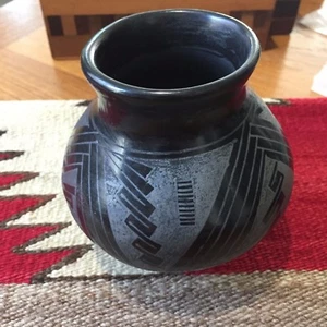 Early Transitional, Mata Ortiz Pottery-Sofia de Tena 1970-1980's - Picture 1 of 6