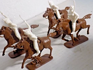 4 Napoleonic French cavalry 1/32nd unpainted ( Dec. Listing) - Picture 1 of 7