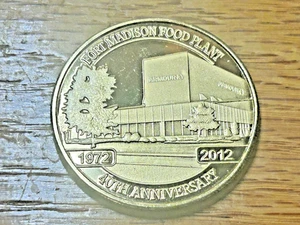 VINTAGE PINNACLE FOOD PLANT FORT MADISON IOWA GOLD COLOUR TOKEN 1972 2012 - Bild 1 von 3